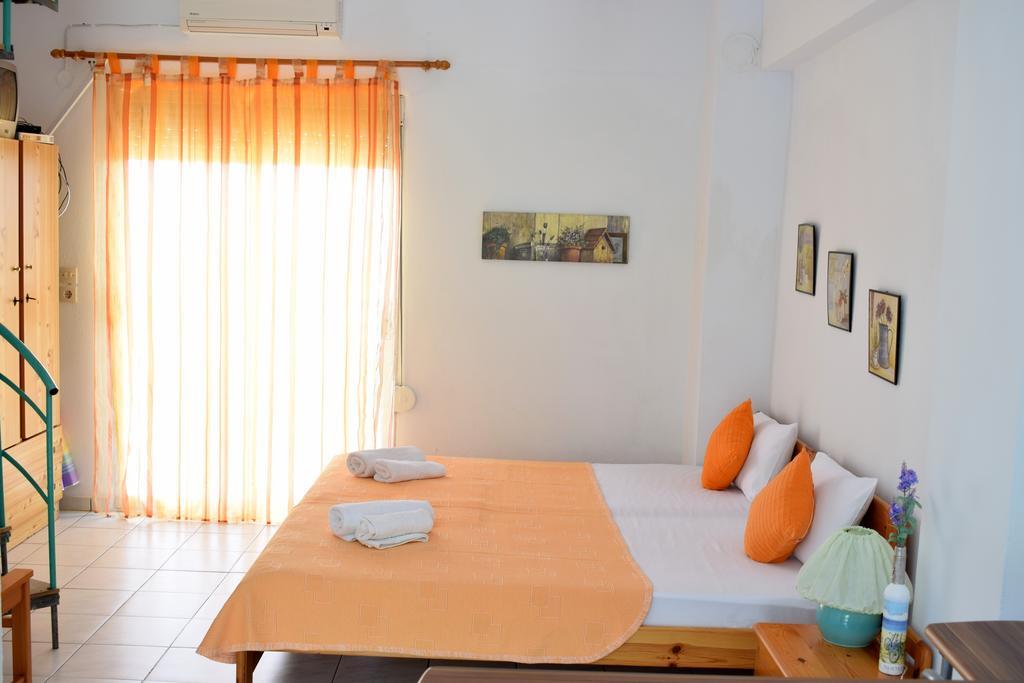 Apartamento House Mantesos Koinira Exterior foto