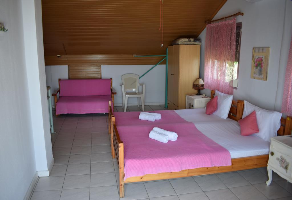 Apartamento House Mantesos Koinira Exterior foto